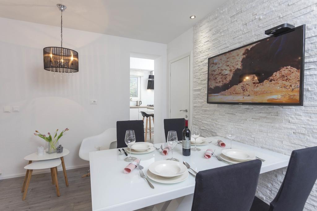 Apartmani Marina Makarska Buitenkant foto